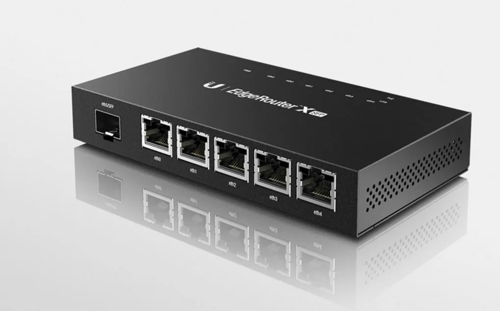 Router Ubiquiti ER-X-SFP WAN: 5xGigabit fara WiFi